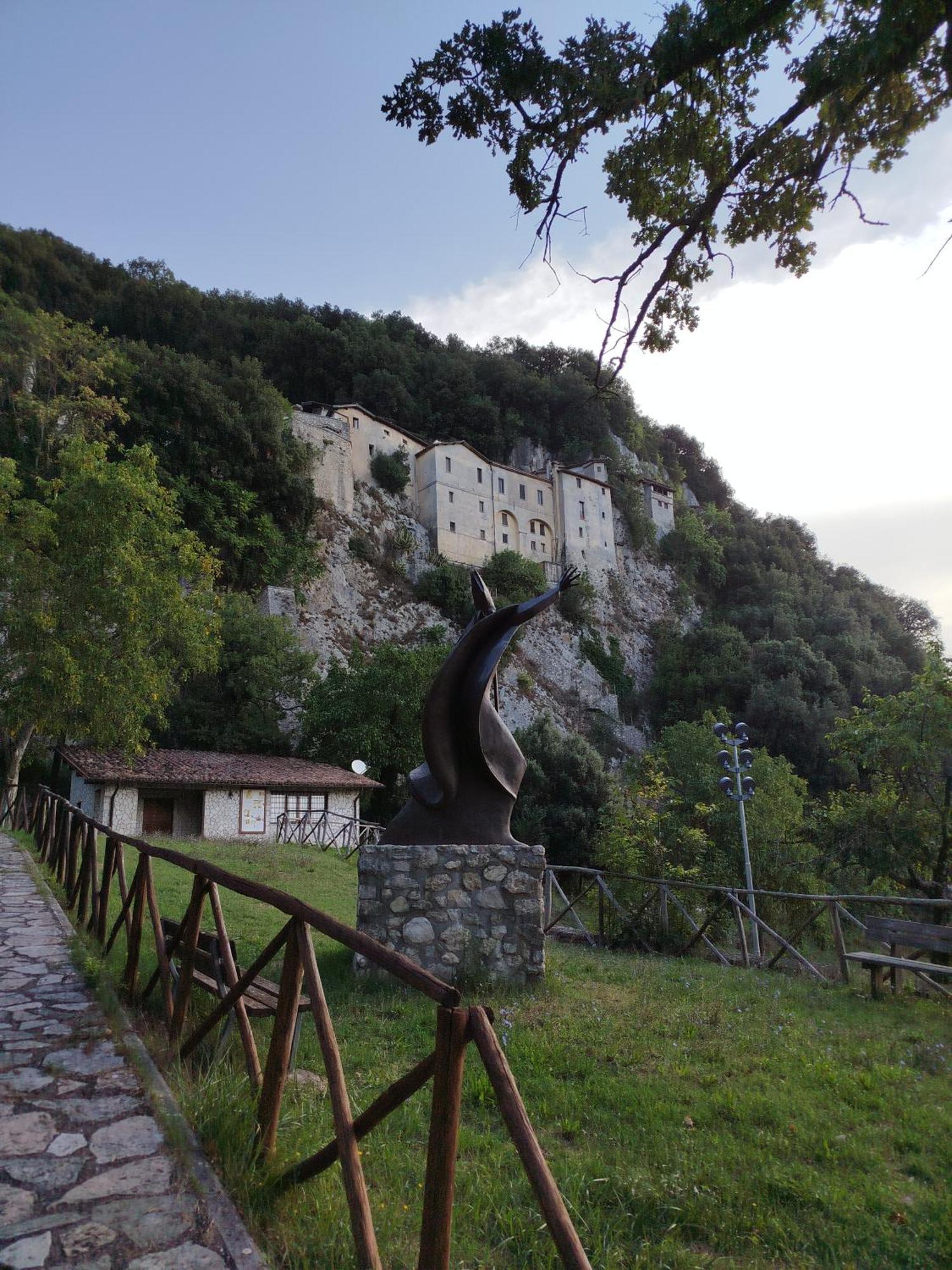 B&B Il Cantico Греччо Экстерьер фото